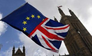 Noi tensiuni post-Brexit:Londra vrea modificarea Protocolului nord-irlandez. UE ameninţă cu o ripostă